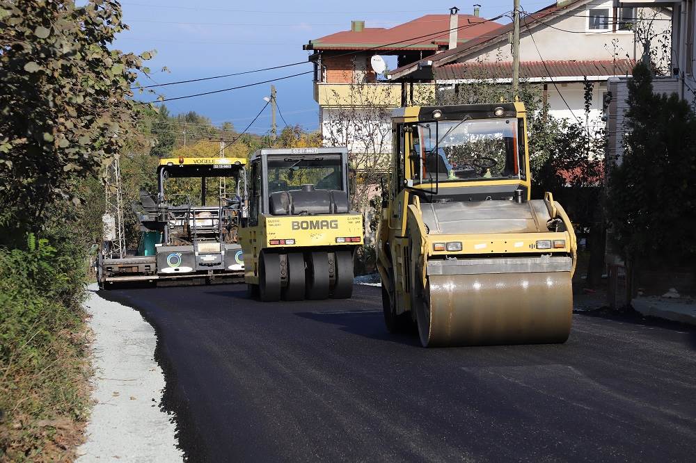 5 MAHALLEYE BAĞLANTI SAĞLIYOR
